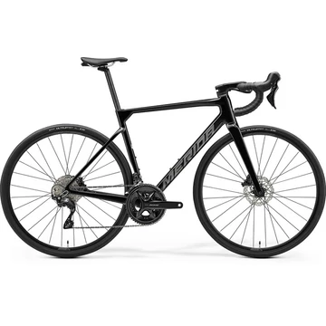 Merida Scultura 4000 V3 metálfekete, M-es